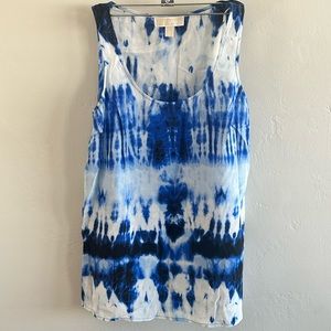 Michael Kors blouse in size medium. Needs to be ironed but is in great condition